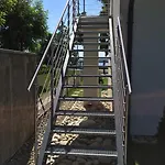 民宿 优瓦尼酒店 *